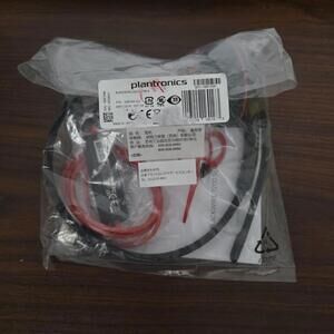 NIB Plantonics Blackwire C3210 Single-Ear USB-A Touch Control 209744101